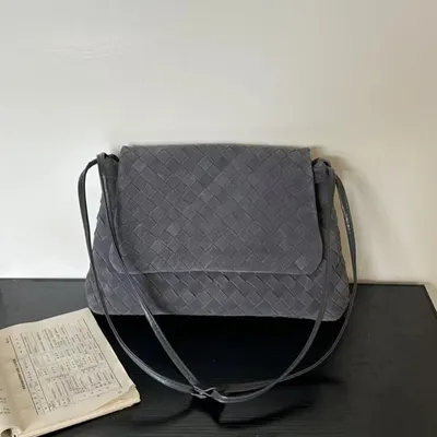 Quilted Gray Shoulder Bag Classic Style