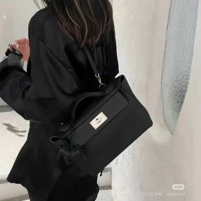 Black Leather Shoulder Bag Minimalist Style