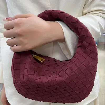Woven Burgundy Handbag Women's Fashion