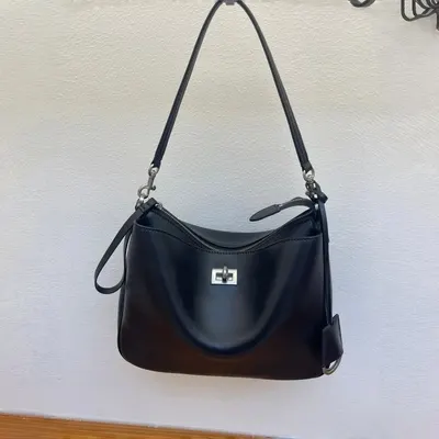 Leather Shoulder Bag Black Classic Tote